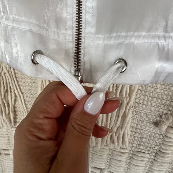 Nike Sheer White jacket - Picture 5 of 6